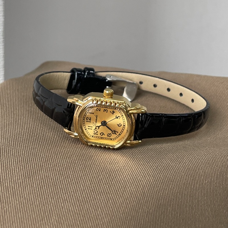 Vintage Oval Women's Quartz Wa – Luxury Watch Gold And Black recenzja i cena